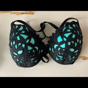 Push up bathing suit bikini top cut size 34DDD